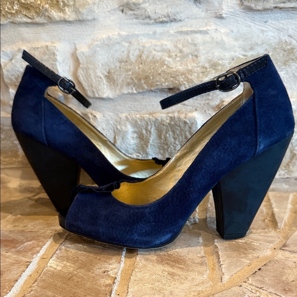 Elegant Blue Suede Seychelles Women's Heels